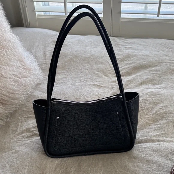 Classic Women's Handbag Set - Picture 2 of 16